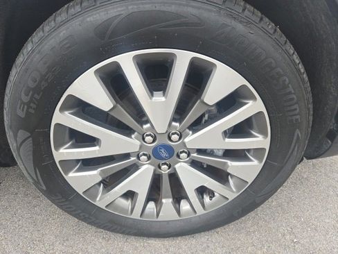 Used 2021 Ford Escape Titanium w/ Class II Trailer Tow Package image 50