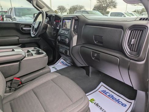 Certified 2024 Chevrolet Silverado 1500 Custom image 26