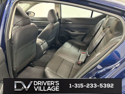 Used 2023 Nissan Altima 2.5 SR w/ SR Premium Package AWD/4WD image 21