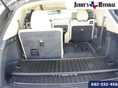 Used 2024 Acura MDX SH-AWD w/ Technology Package image 25