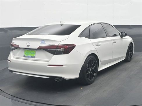 Used 2025 Honda Civic Sport image 7