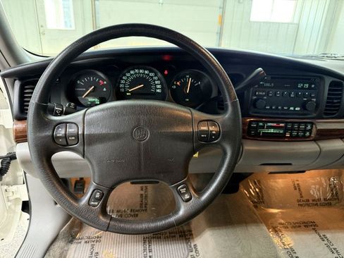 Used 2004 Buick Le Sabre Custom FWD image 18