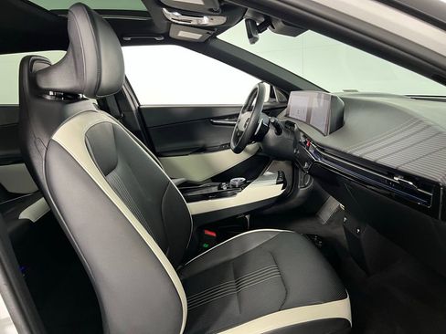 Used 2023 Kia EV6 GT-Line image 34