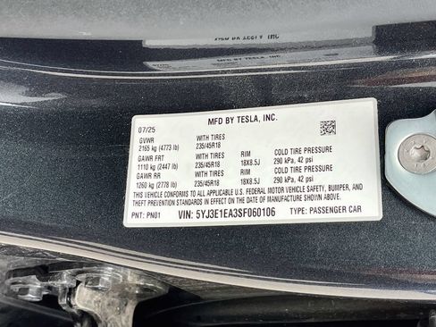 Used 2025 Tesla Model 3 Long Range RWD image 32