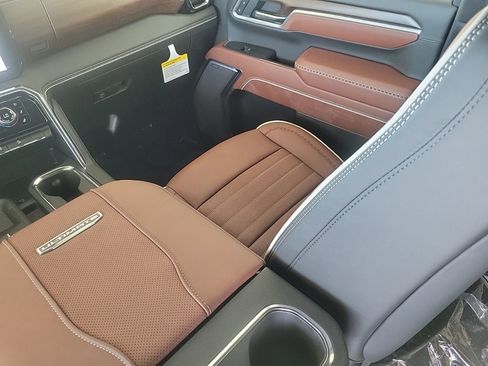 New 2026 GMC Sierra 2500 Denali Ultimate image 14