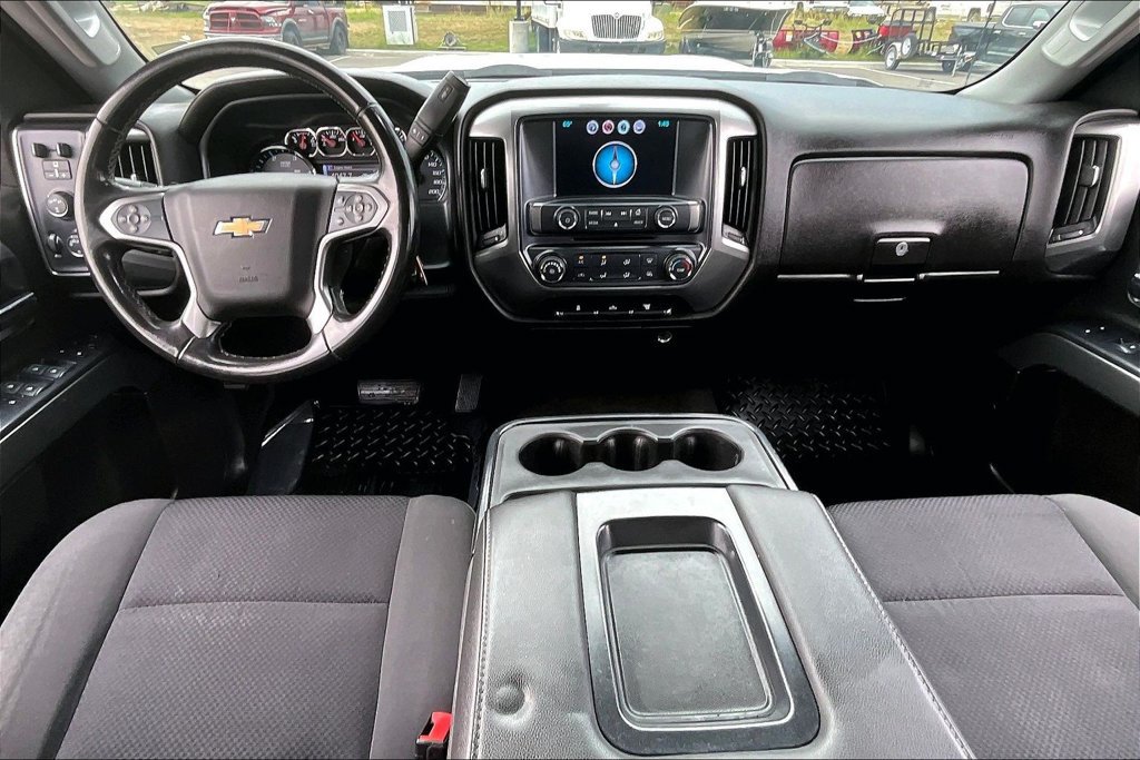 Used 2018 Chevrolet Silverado 2500 LT AWD/4WD image 16