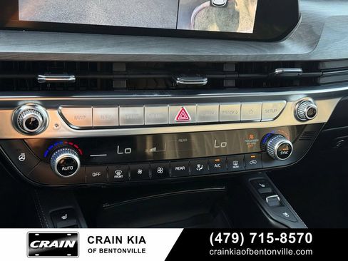 Certified 2025 Kia Telluride SX Prestige X-Line AWD/4WD image 16
