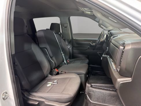 Used 2024 GMC Sierra 2500 SLE w/ SLE Convenience Package AWD/4WD image 20