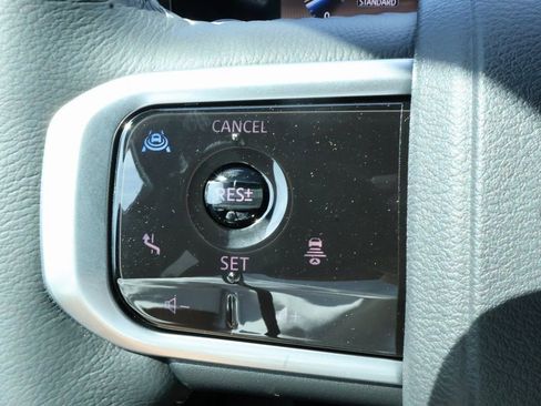 New 2026 Nissan Armada SL image 11