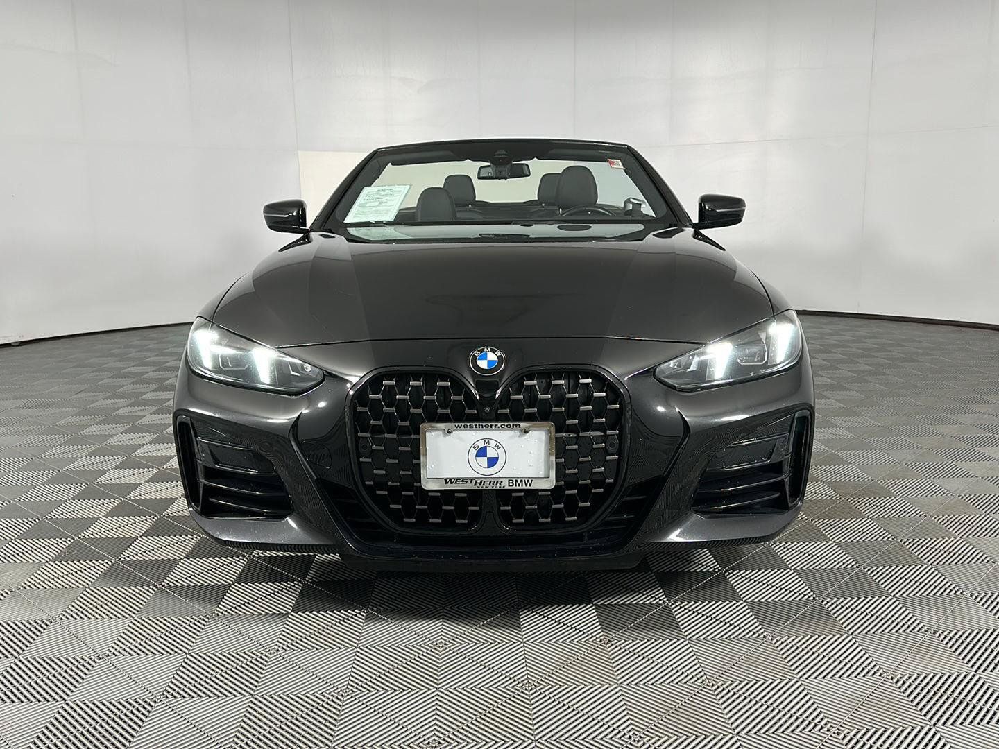Used 2025 BMW 430i xDrive Convertible w/ M Sport Package AWD/4WD image 3