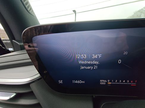 Certified 2025 Buick Enclave Preferred image 19