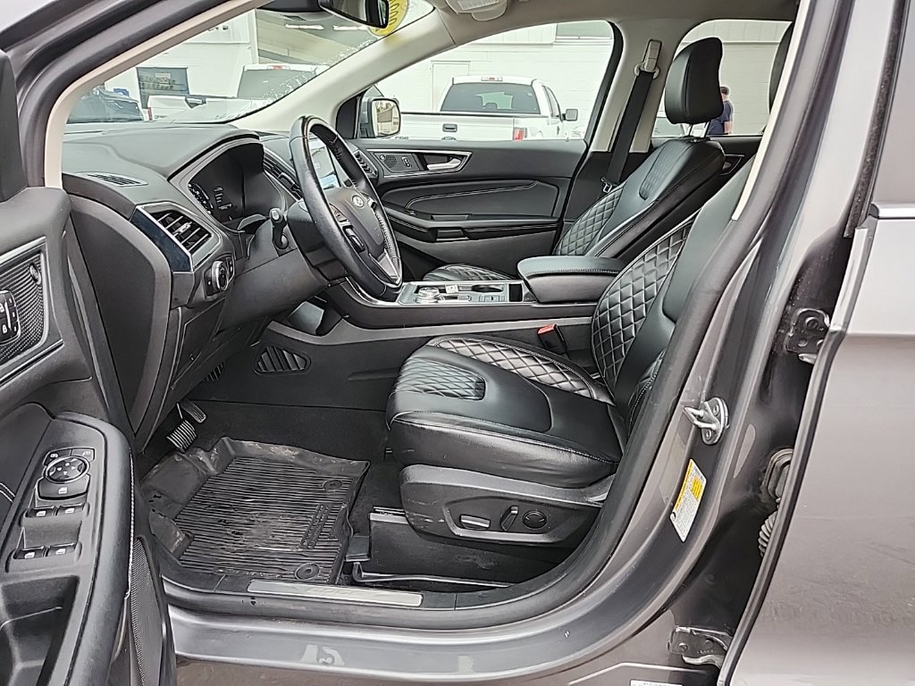 Used 2024 Ford Edge Titanium AWD/4WD image 30
