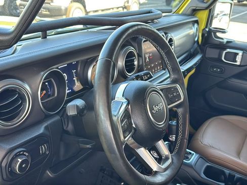 Used 2023 Jeep Wrangler Unlimited Rubicon w/ Xtreme 35 Tire Package AWD/4WD image 20