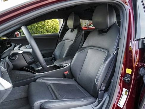 Used 2024 Lucid Air Touring AWD/4WD image 36