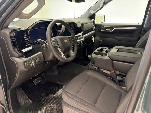 New 2026 Chevrolet Silverado 1500 LT image 9