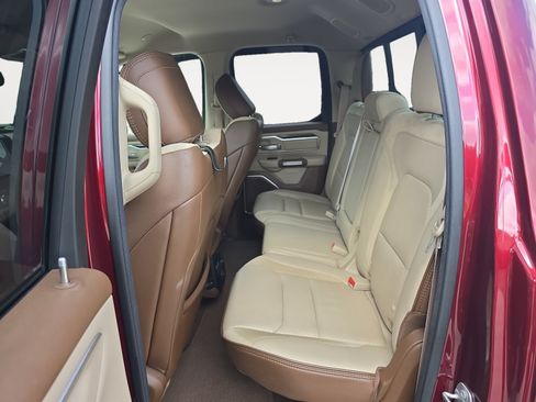 Used 2020 RAM 1500 Laramie RWD image 24