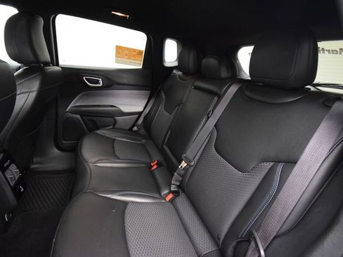 Certified 2023 Jeep Compass Latitude w/ Convenience Group image 32