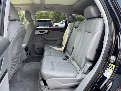 Used 2019 Audi Q7 2.0T Premium Plus w/ Premium Plus Package AWD/4WD image 20
