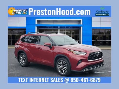 Used 2022 Toyota Highlander Platinum AWD/4WD image 1