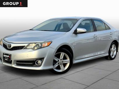 Used 2014 Toyota Camry SE
