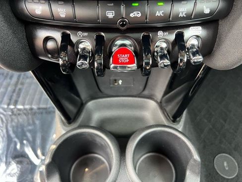 Used 2021 MINI Cooper S w/ 6.5" Touchscreen Package FWD image 16