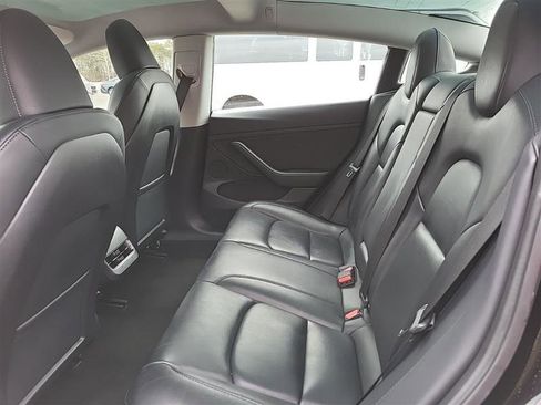 Used 2023 Tesla Model 3 Standard Range image 7