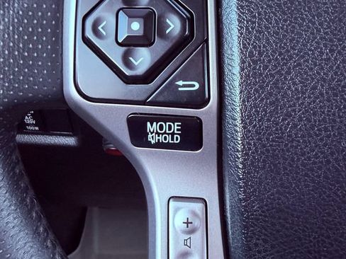Used 2015 Toyota 4Runner SR5 Premium AWD/4WD image 38