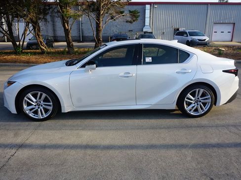Used 2023 Lexus IS 300 w/ Comfort Package image 18