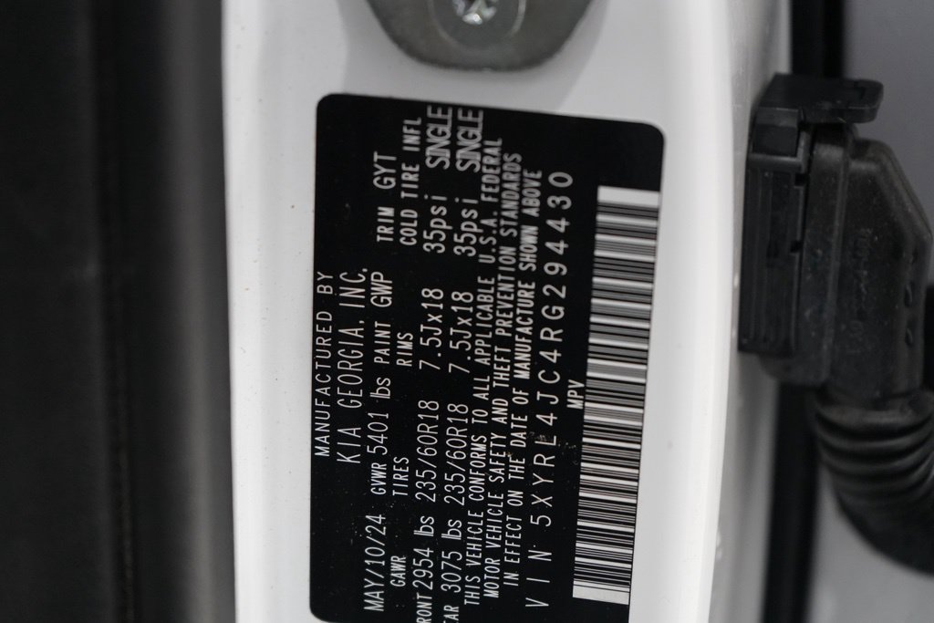 Used 2024 Kia Sorento S FWD image 38
