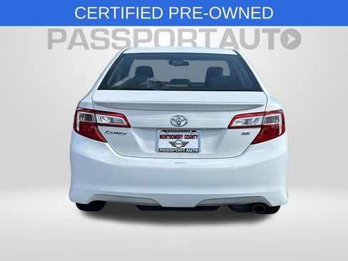 Used 2013 Toyota Camry SE image 3