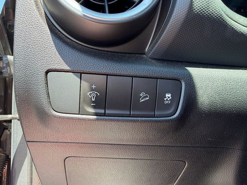 Used 2023 Hyundai Kona SEL w/ Convenience Package AWD/4WD image 13