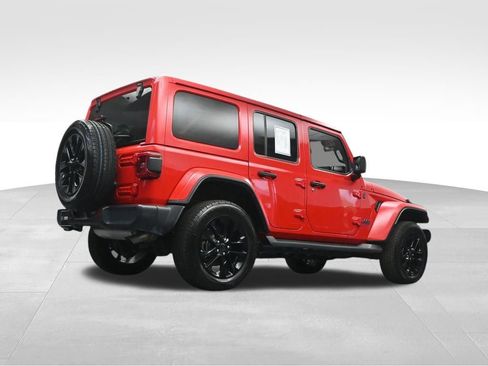 Used 2025 Jeep Wrangler Unlimited Sahara AWD/4WD image 28