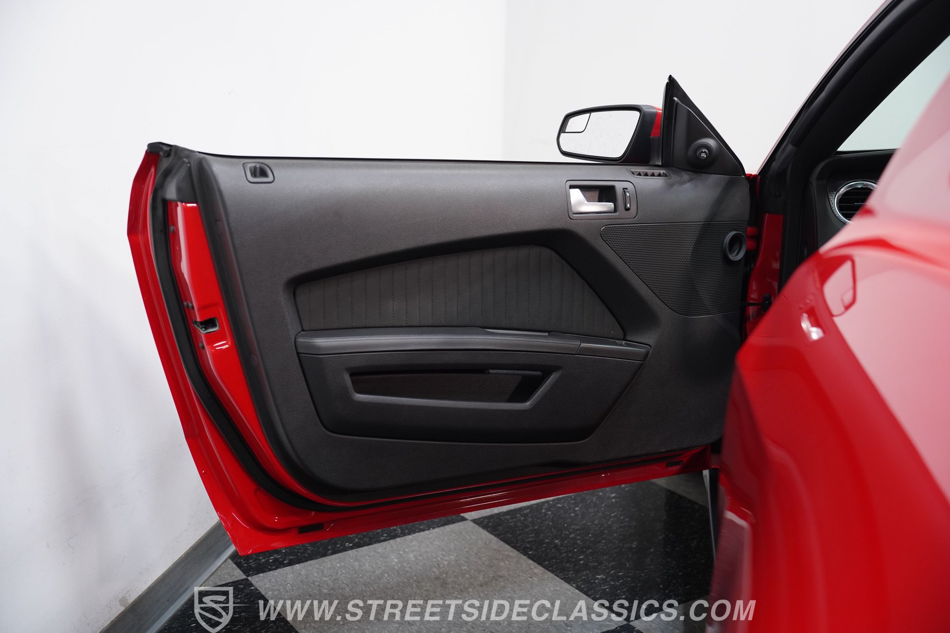 Used 2012 Ford Mustang Boss 302 w/ Boss 302 Accessory Pkg RWD image 35