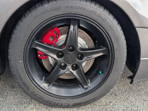 Used 2004 Ford Mustang Mach 1 RWD image 21