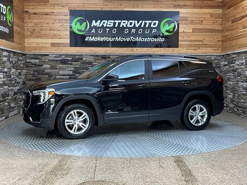 Used 2023 GMC Terrain SLE w/ Driver Convenience Package AWD/4WD image 6