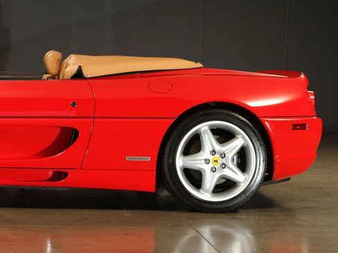 Used 1997 Ferrari F355 Spider RWD image 17