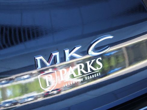 Used 2017 Lincoln MKC Reserve AWD/4WD image 37