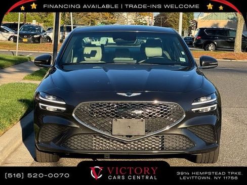 Used 2023 Genesis G70 2.0T image 2