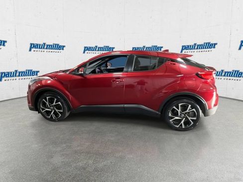 Used 2018 Toyota C-HR XLE FWD image 7
