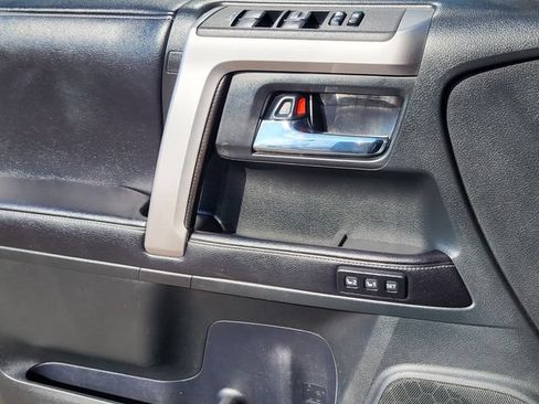 Used 2016 Toyota 4Runner Limited AWD/4WD image 13