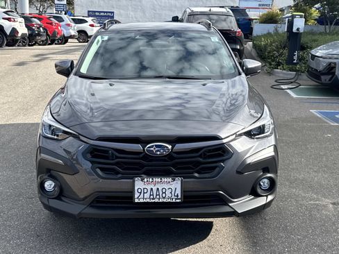 Used 2024 Subaru Crosstrek 2.5i Limited w/ Crosstrek Mirror Package AWD/4WD image 2