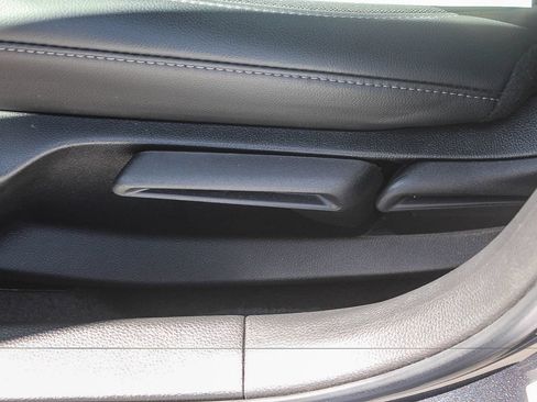 Certified 2025 Honda Civic Sport Touring image 22