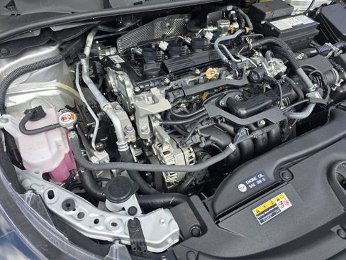 Used 2025 Toyota Corolla LE image 16