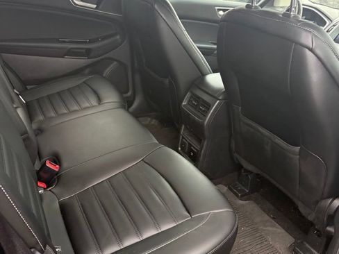 Used 2020 Ford Edge SEL w/ Convenience Package FWD image 19