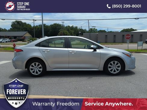 Used 2023 Toyota Corolla LE FWD image 8