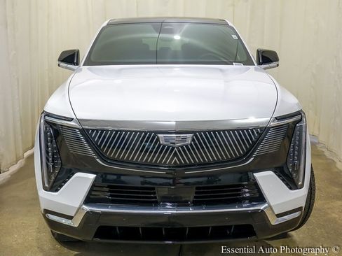 New 2025 Cadillac Escalade IQ Luxury 1 w/ LPO, Radiant Package image 4