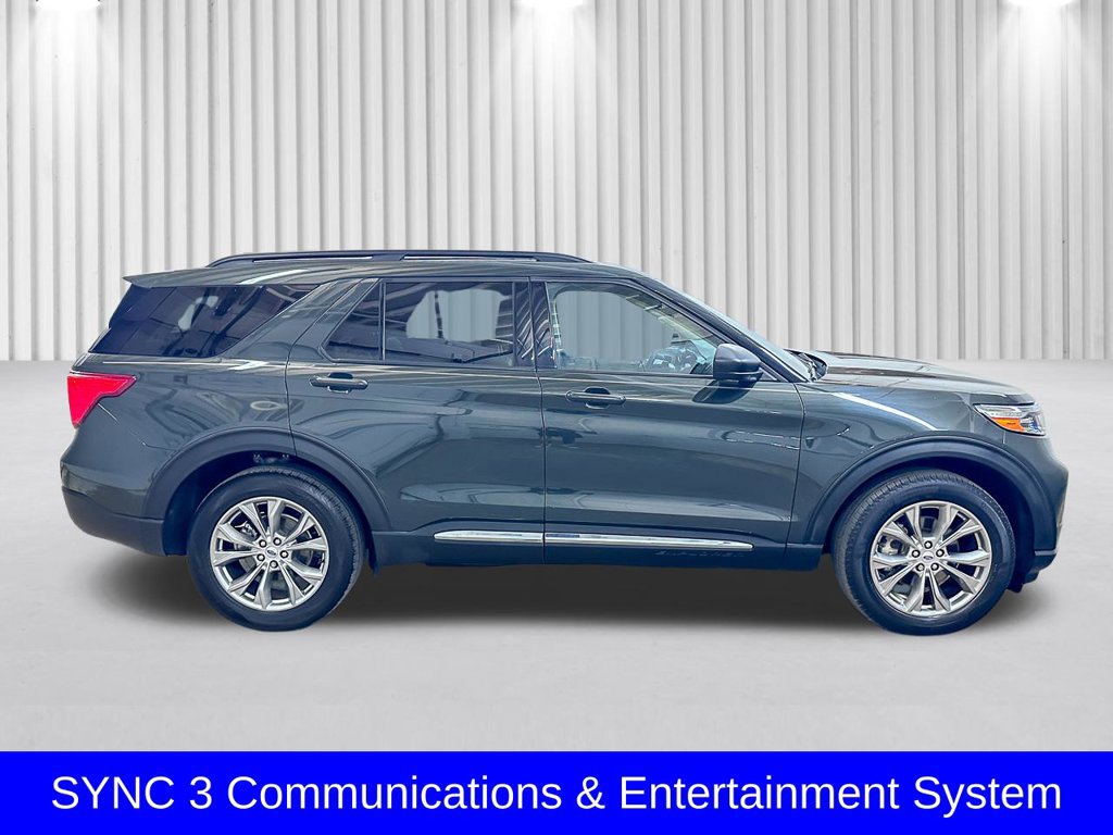 Certified 2022 Ford Explorer XLT w/ Equipment Group 202A AWD/4WD image 5