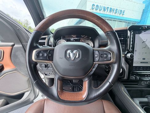 Used 2022 RAM 1500 Limited AWD/4WD image 13