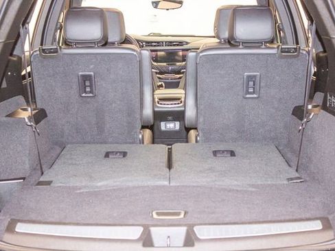 Used 2020 Cadillac XT6 Premium Luxury image 15