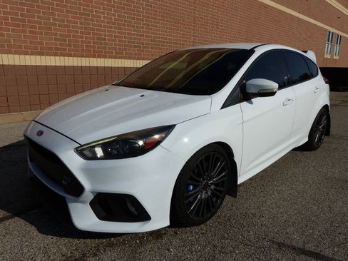 Used 2017 Ford Focus RS AWD/4WD image 6